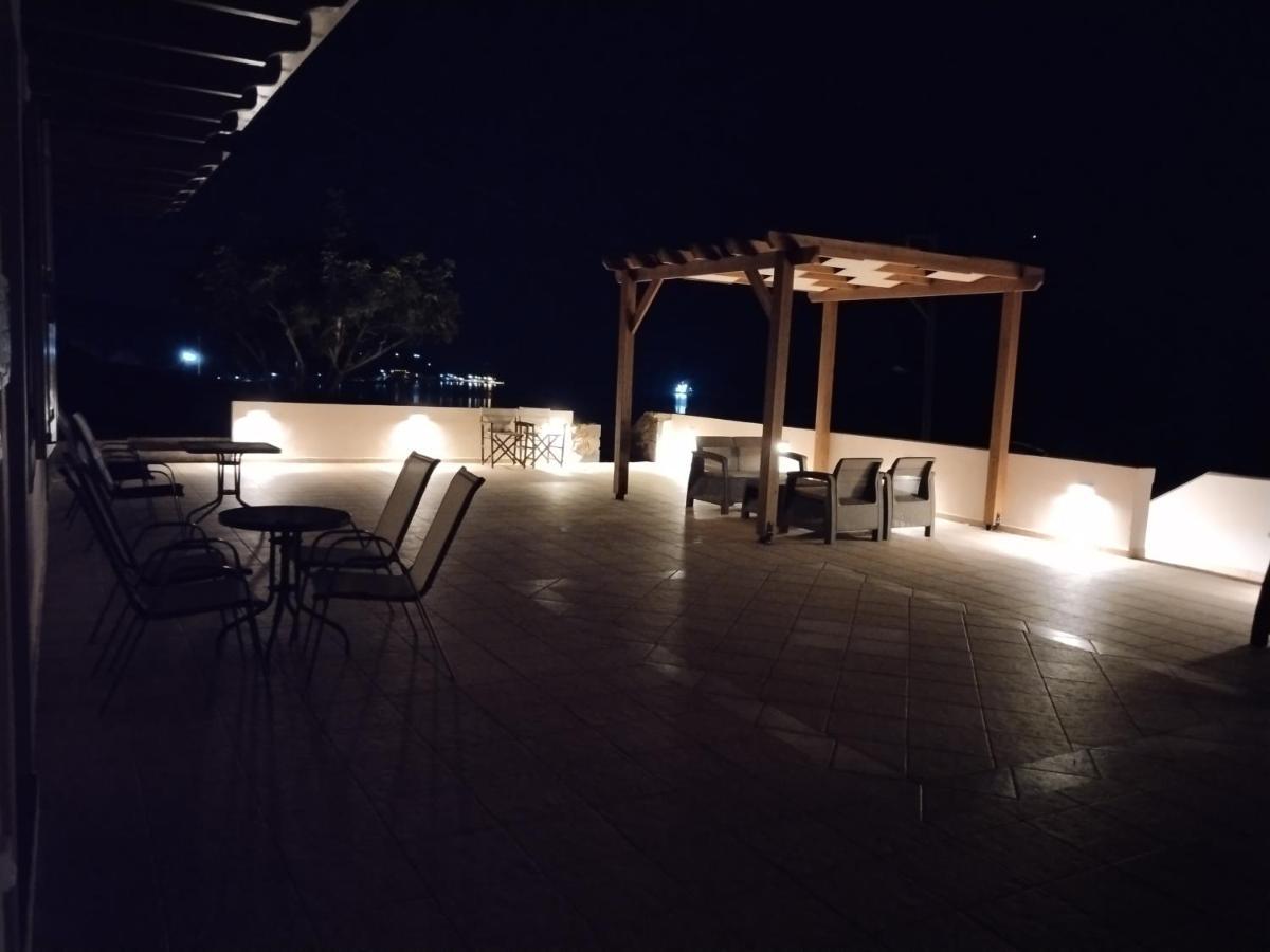 Astradeni Luxury Apartments Kratir Skála المظهر الخارجي الصورة